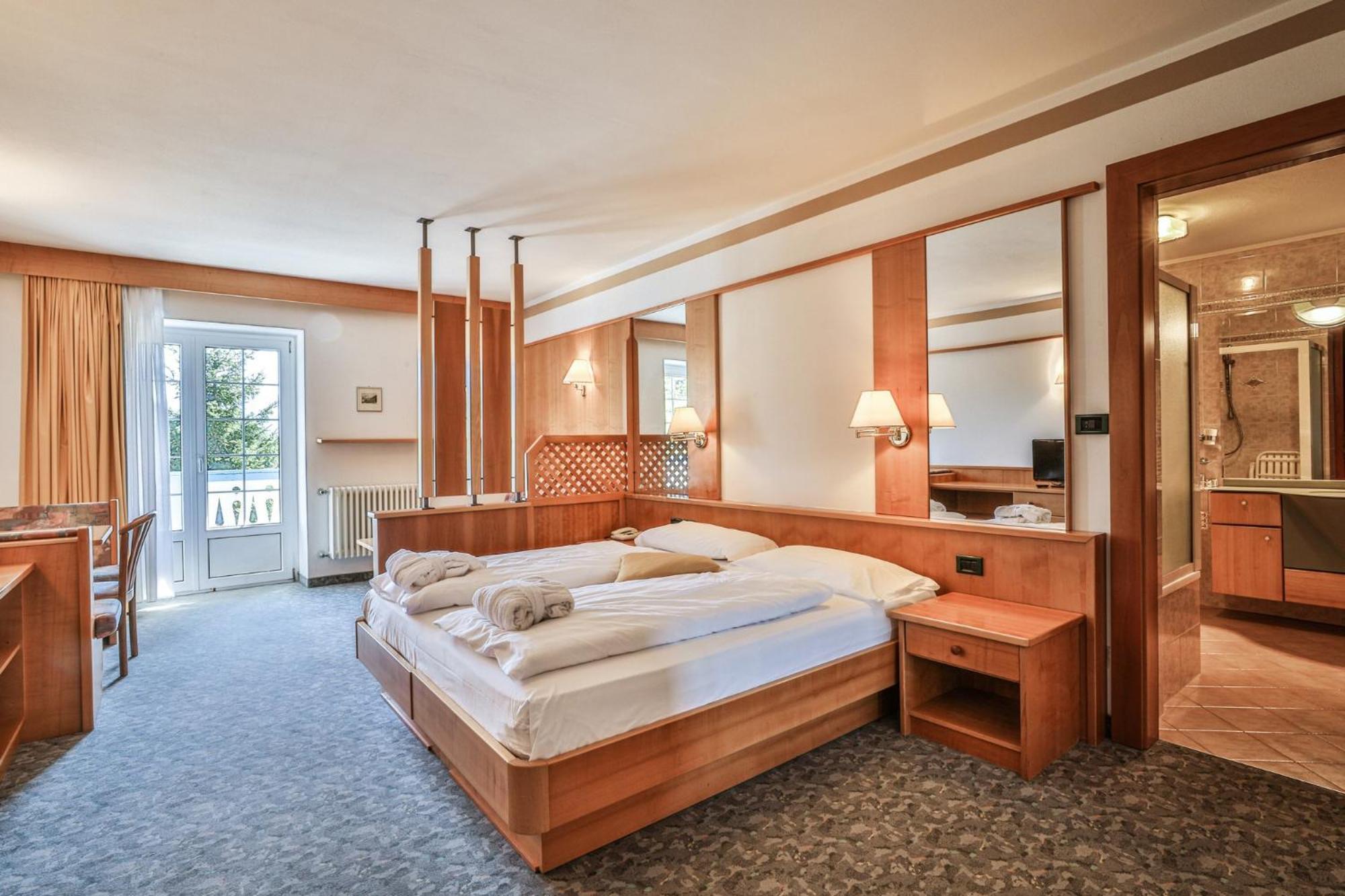 Mytime Hotels Savoy Vigo di Fassa Værelse billede
